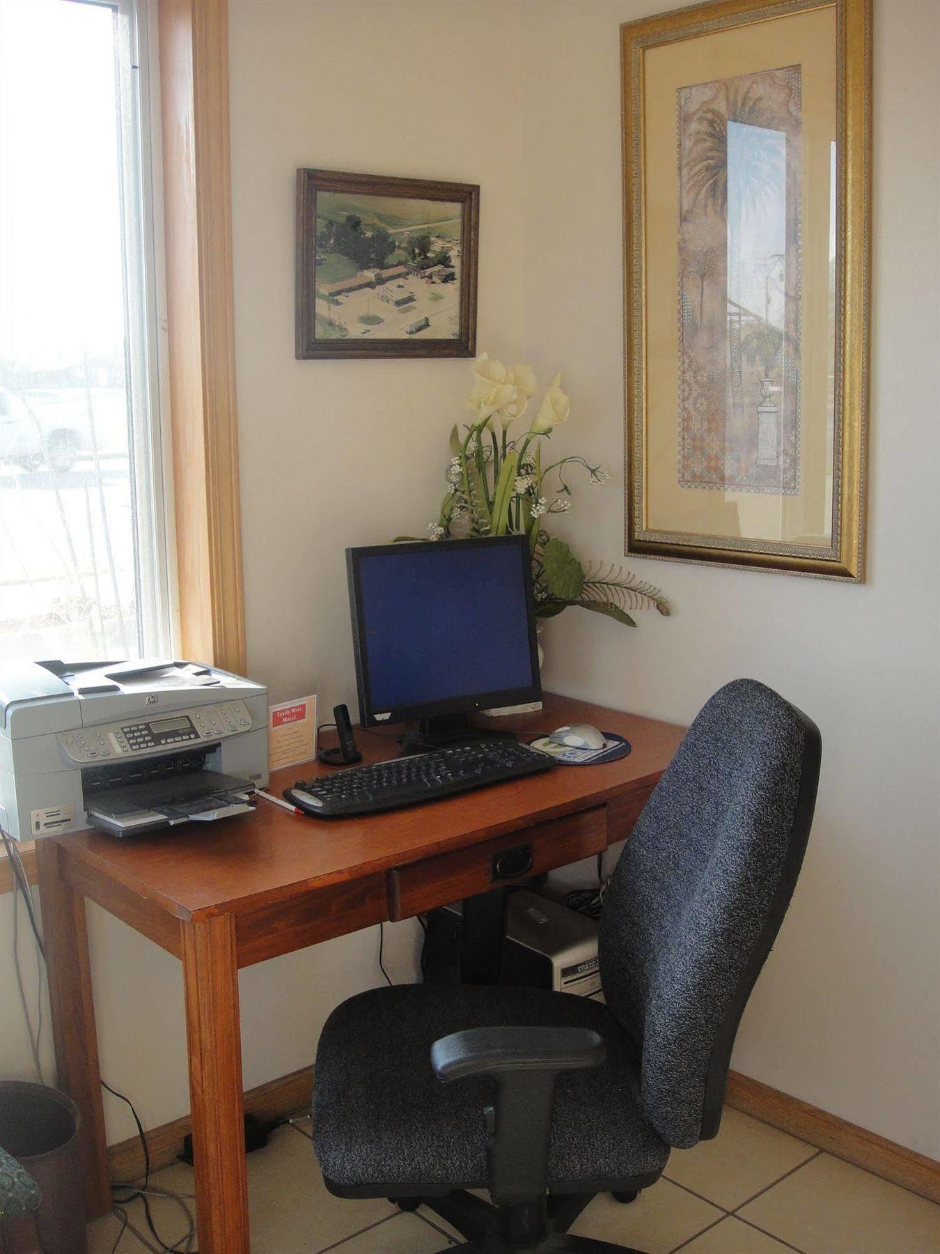 Trails West Motel South Hutchinson 外观 照片